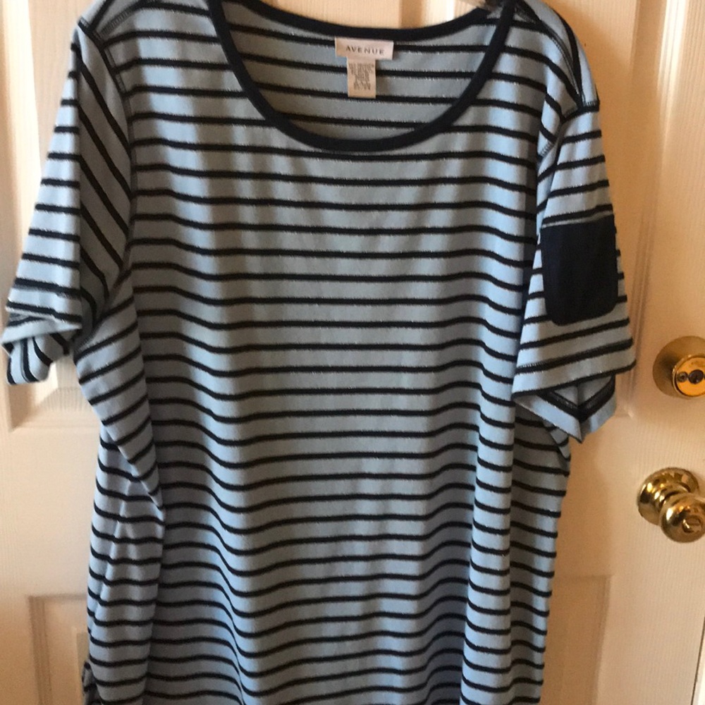 Blue top. Plus size